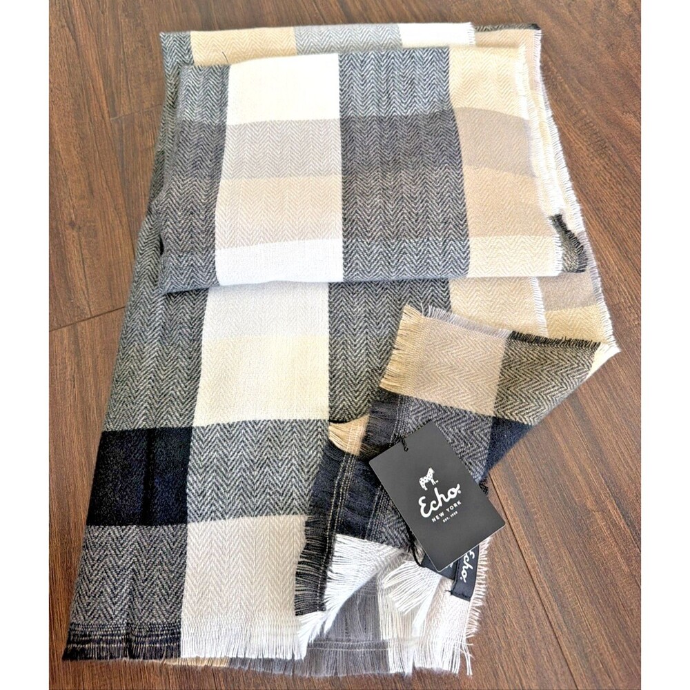 Echo New York Women's Plaid Wool Blend Scarf Shawl very Soft Cream Gray One Size